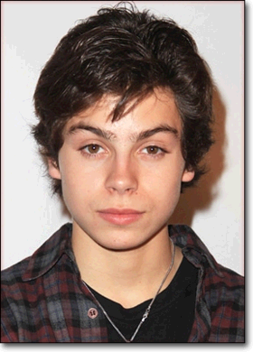 Photo Jake T. Austin